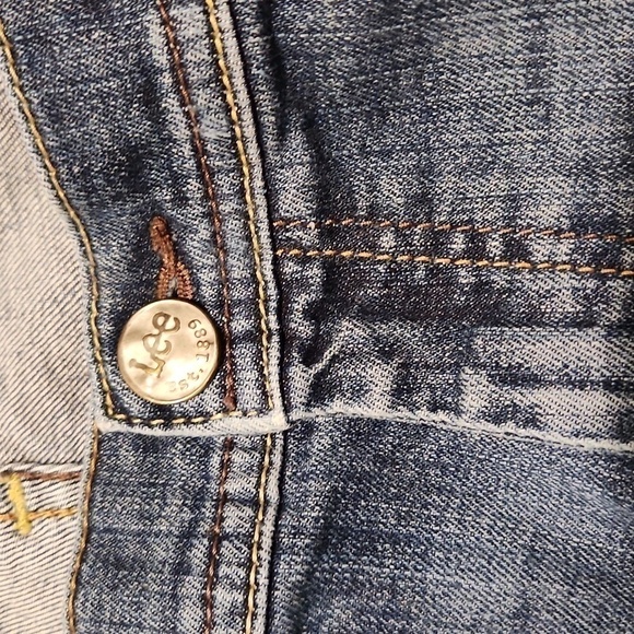 [Lee] Fit Low Bruce Jeans - Size 36x33 - Picture 5 of 10